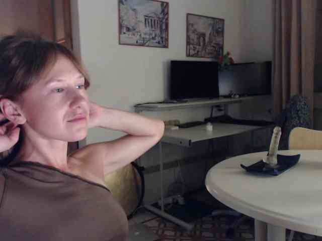 lilcumminfox webcam