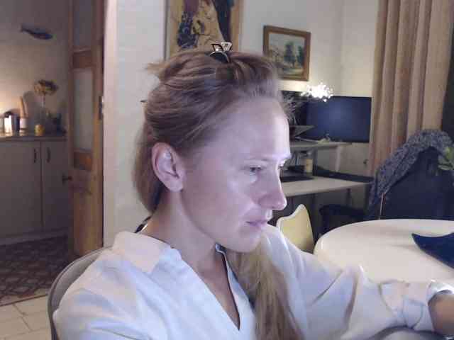 lilcumminfox webcam