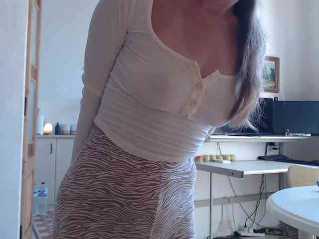 lilcumminfox webcam