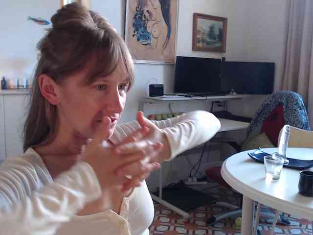 lilcumminfox webcam