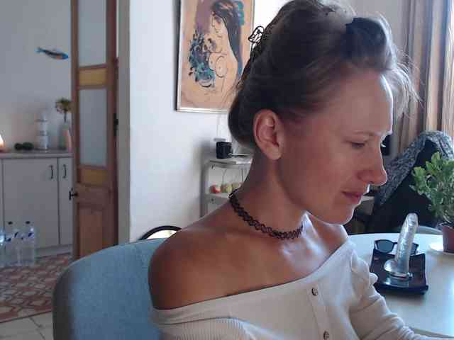 lilcumminfox webcam