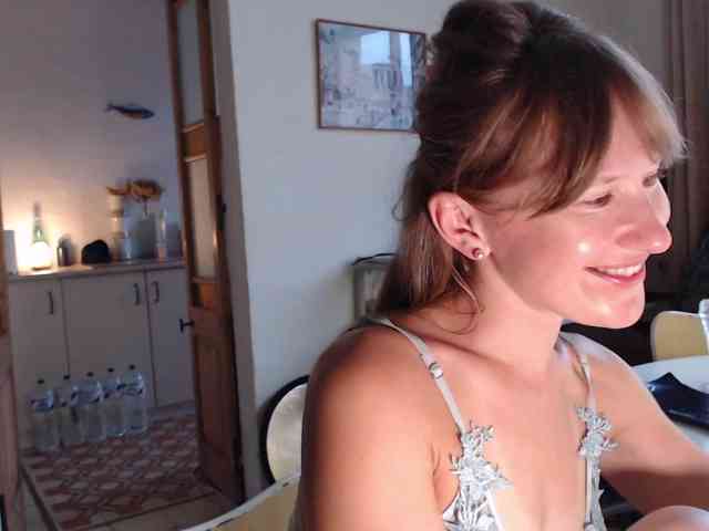 lilcumminfox webcam