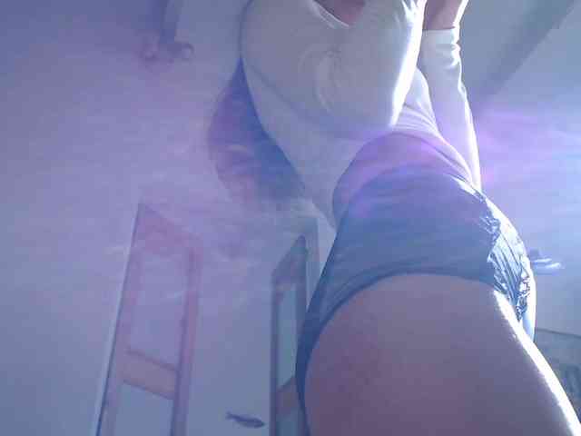 lilcumminfox webcam