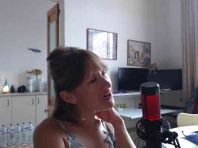 lilcumminfox webcam