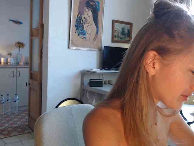 lilcumminfox webcam