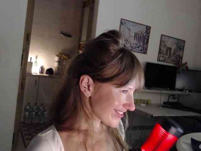 lilcumminfox webcam