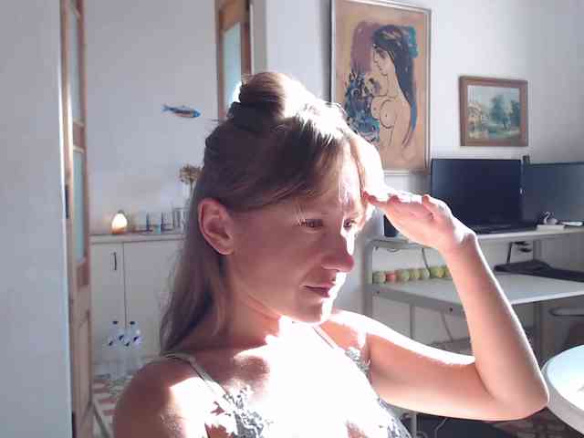 lilcumminfox Live Webcam on BongaCams