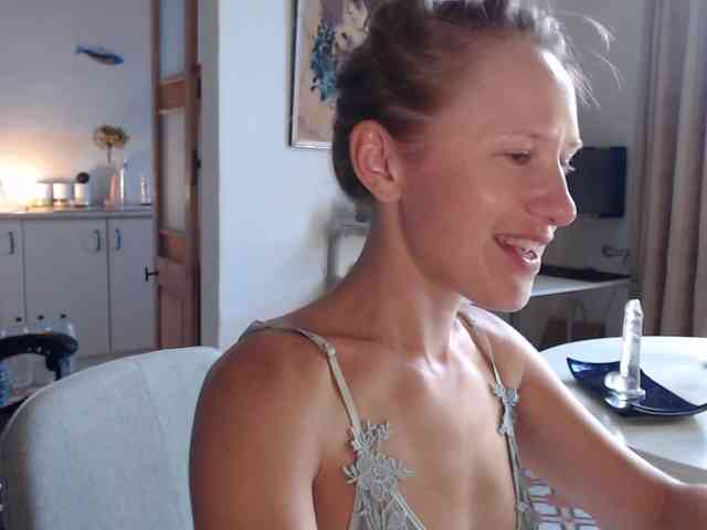 lilcumminfox webcam