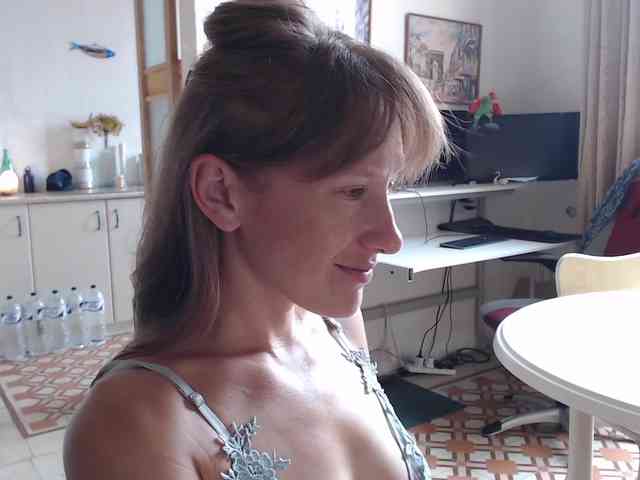 lilcumminfox webcam