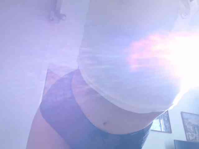 lilcumminfox webcam