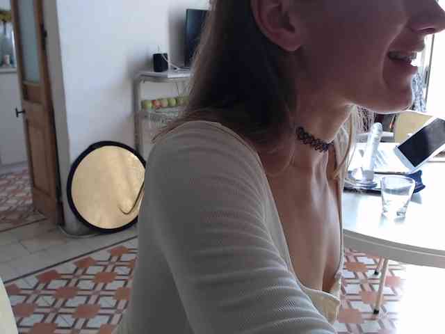 lilcumminfox webcam