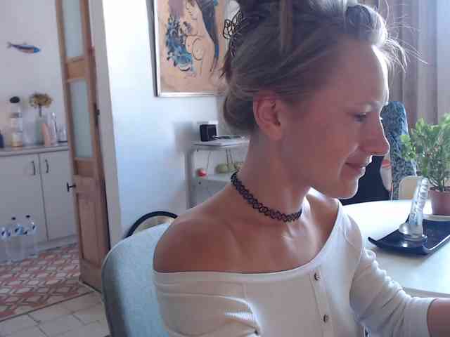 lilcumminfox webcam