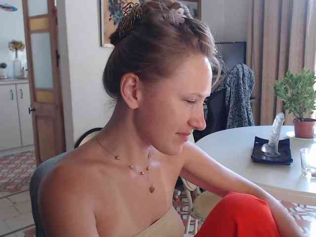 lilcumminfox webcam