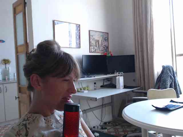 lilcumminfox webcam