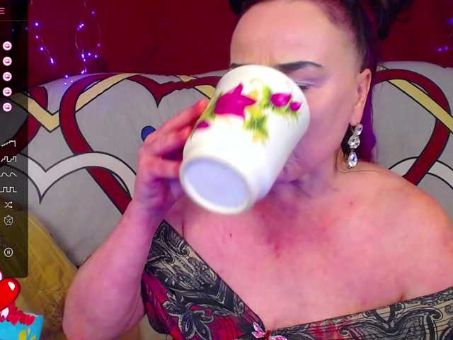 ladyzlata live cam on BongaCams