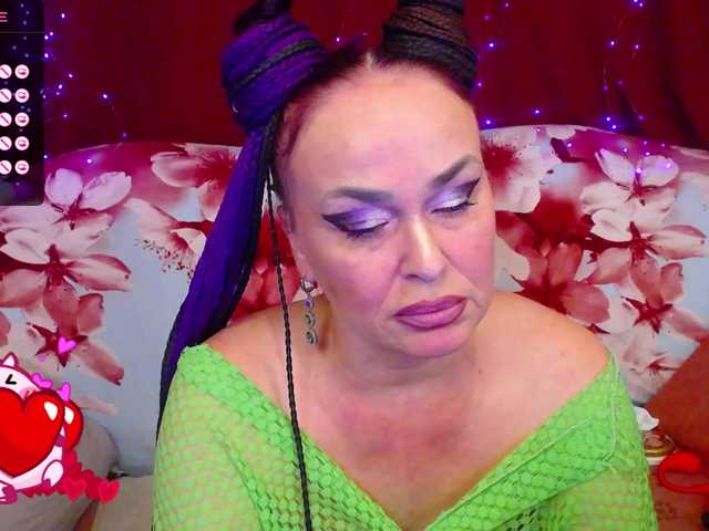 ladyzlata live cam on BongaCams