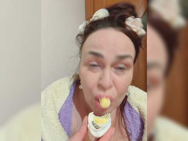 hotzlata live cam preview