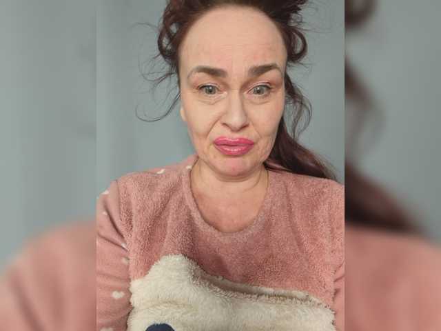 hotzlata live cam preview