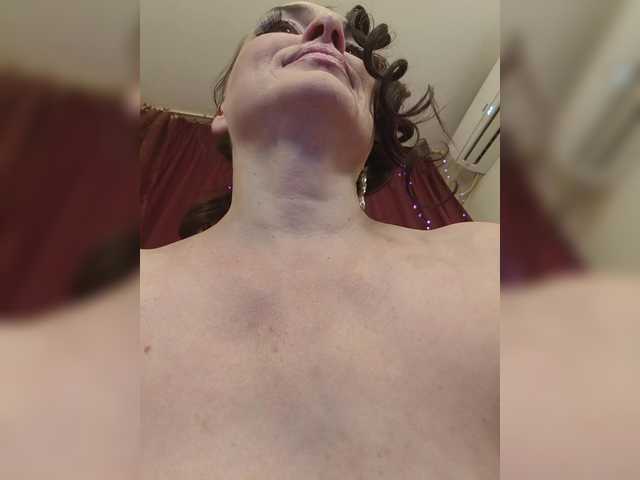 hotzlata live cam preview
