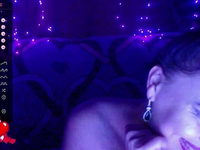 ladyzlata live cam on BongaCams