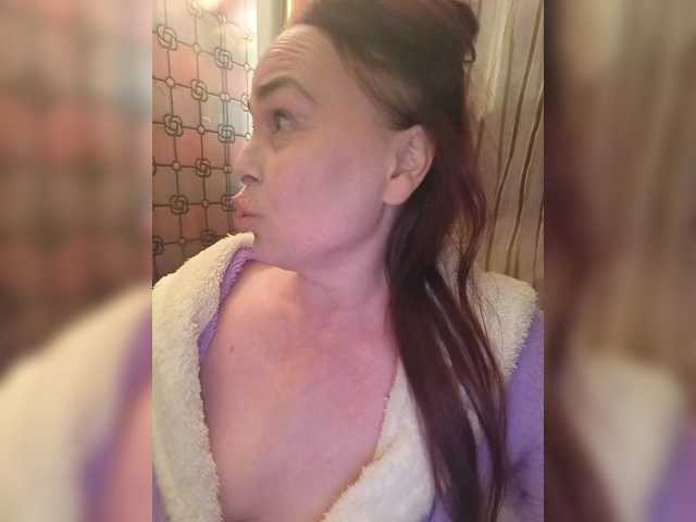 ladyzlata, live now on BongaCams