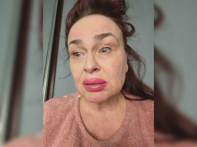 hotzlata live cam preview