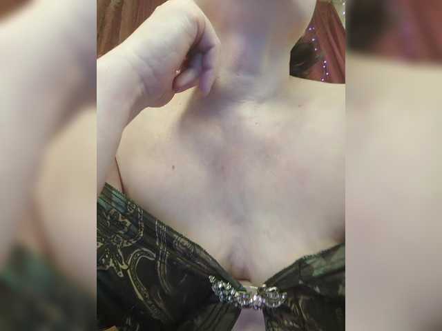 hotzlata live cam preview