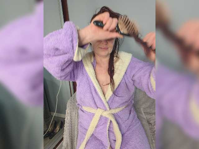 hotzlata live cam preview