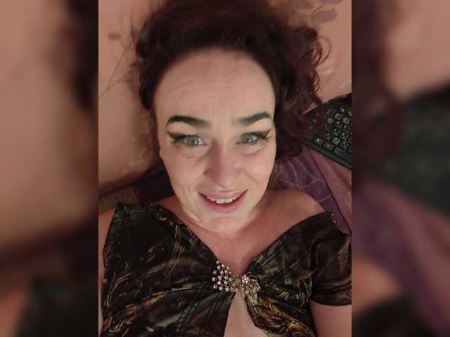 ladyzlata live cam on BongaCams