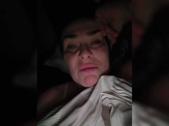 hotzlata live cam preview