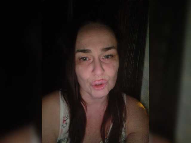 hotzlata live cam preview