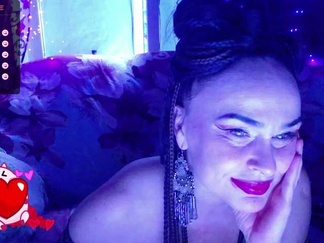 ladyzlata live cam on BongaCams