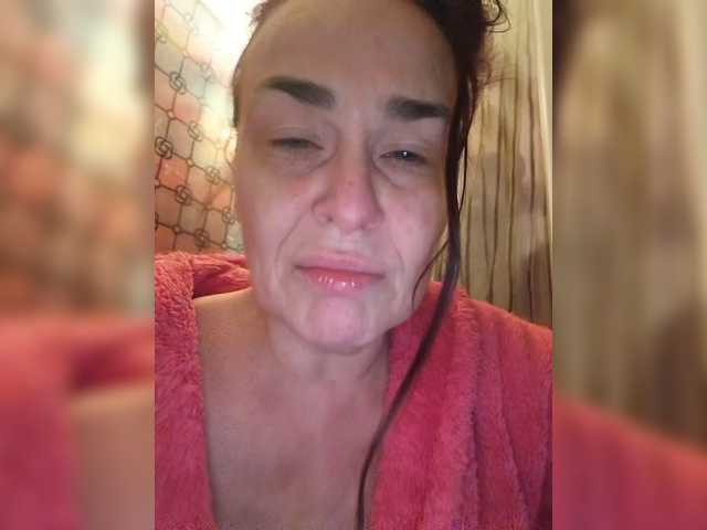 hotzlata live cam preview