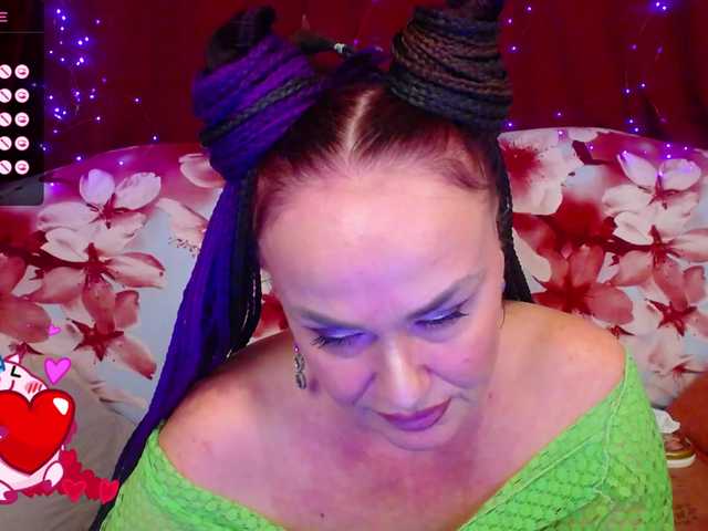 ladyzlata live cam on BongaCams