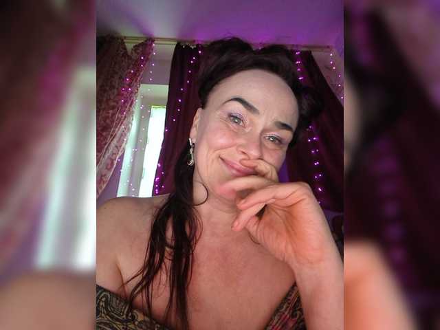 ladyzlata live cam on BongaCams