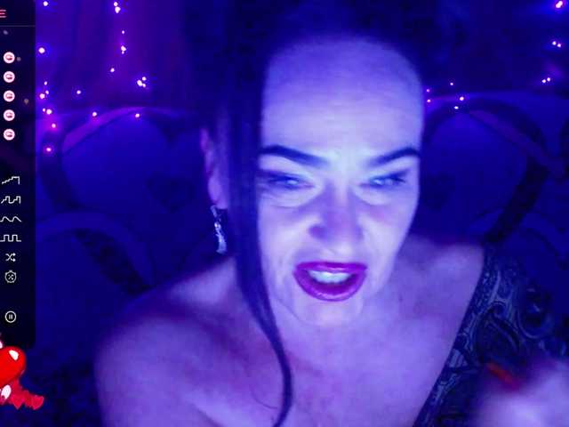 ladyzlata live cam on BongaCams