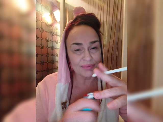 hotzlata live cam preview