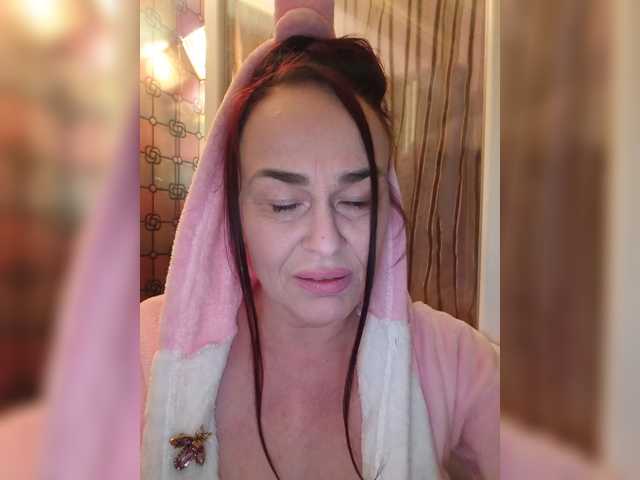 ladyzlata live cam on BongaCams