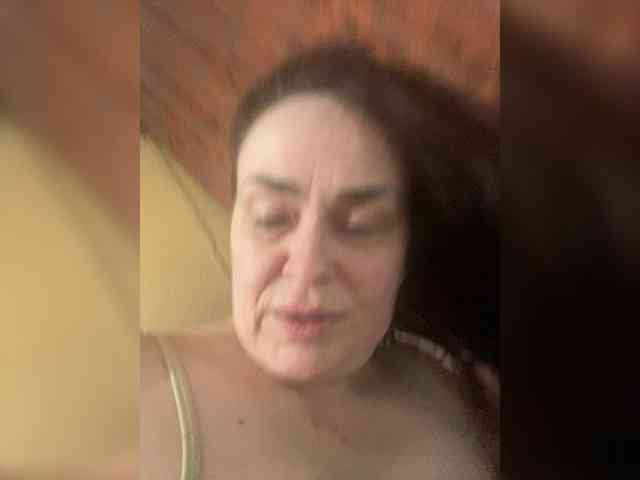 hotzlata webcam