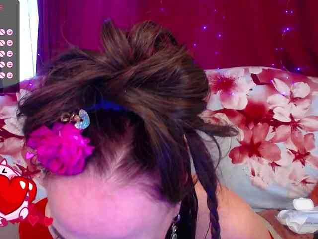 hotzlata webcam