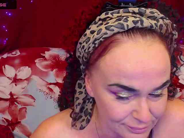 hotzlata webcam