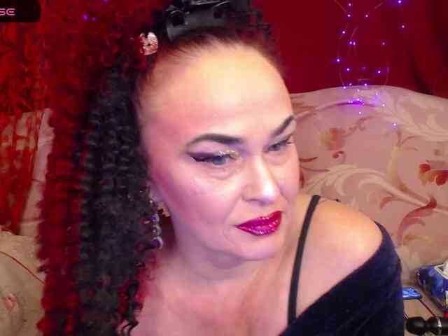 hotzlata webcam