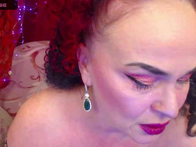 hotzlata webcam