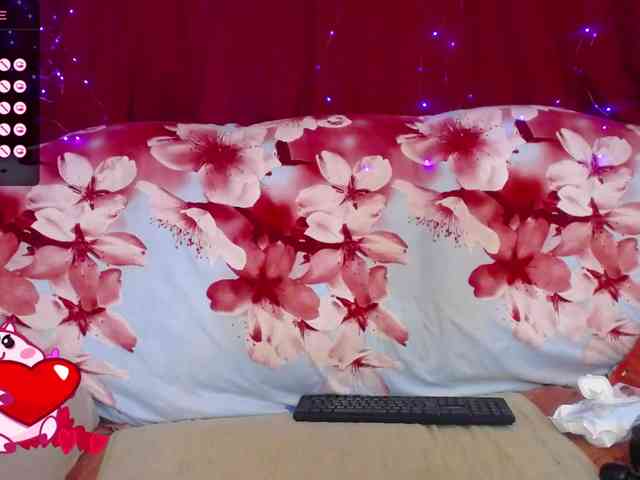 hotzlata webcam