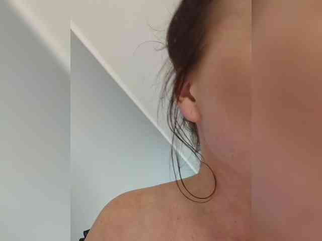 hotzlata webcam
