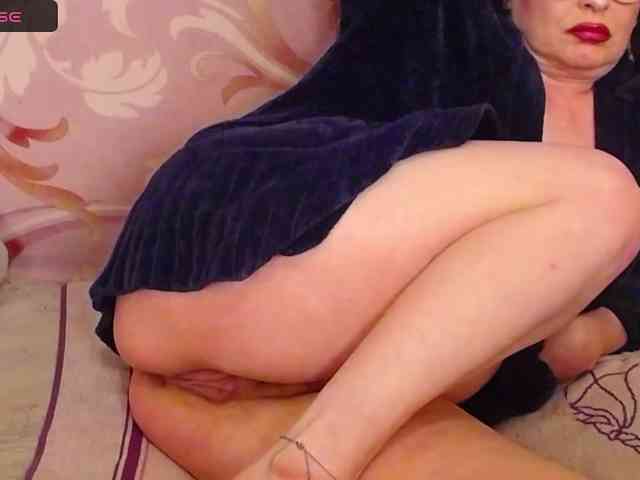 hotzlata webcam