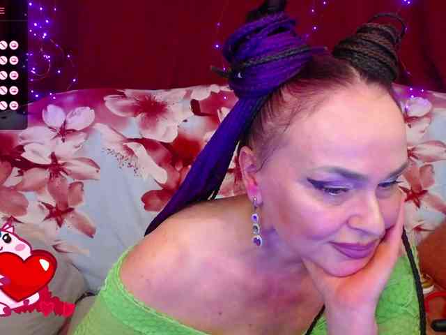 hotzlata webcam