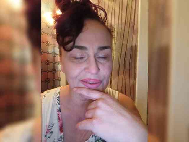 hotzlata webcam