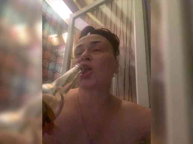 hotzlata webcam