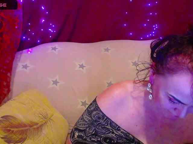 hotzlata webcam